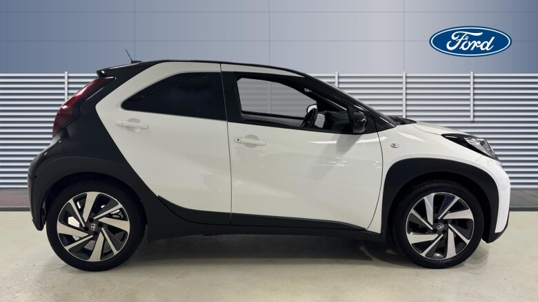 Toyota Aygo X 1.0 VVT-i Edge 5dr Auto Petrol Hatchback